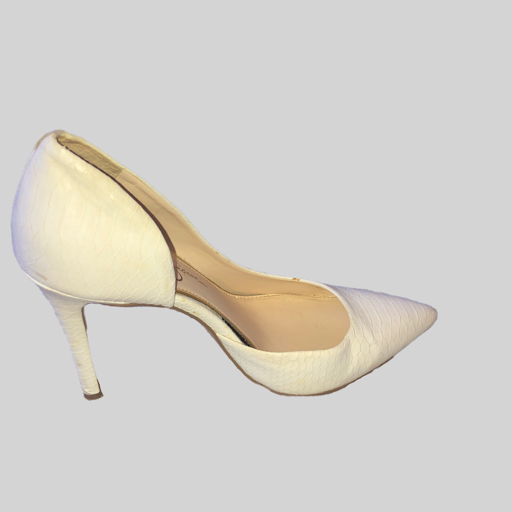 Sapatos de bico clássicos Jessica Simpson